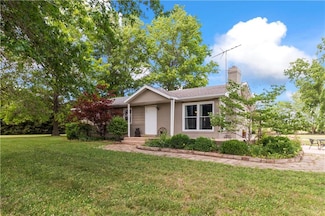 38410 E Cline Rd, Lone Jack, MO 64070