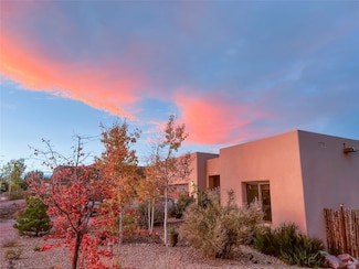 12 Via Optima, Santa Fe, NM 87507
