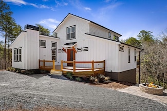 295 Mountain Laurel Ridge, Mineral Bluff, GA 30559