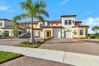 10217 Staggerbush Dr Unit 202, Venice, FL 34293