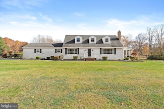 21 Holmes Mill Rd, Cream Ridge, NJ 08514