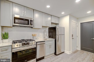 1420 Eastern Ave NE Unit 5, Washington, DC 20019