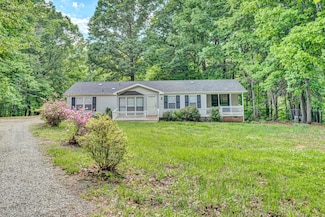 705 Glen Dr, Rocky Mount, VA 24151