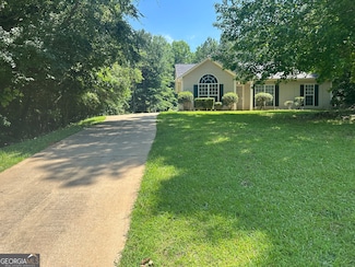 446 Hampton Green Dr, Lagrange, GA 30240