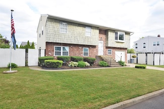 101 Bishop Rd, West Babylon, NY 11704