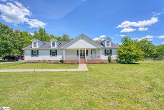 909 Rocky Ridge Rd, Enoree, SC 29335