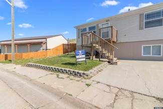 1673 Troy Ct, Kemmerer, WY 83101