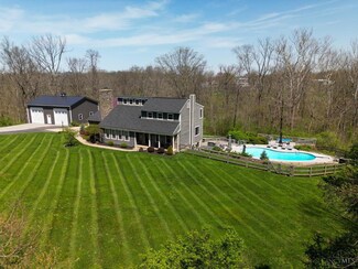 2726 Christopher Ln, Batavia, OH 45103