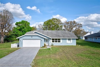 3800 Monza Dr, Sebring, FL 33872