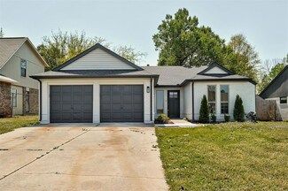 1804 Foxfire Rd, Edmond, OK 73003