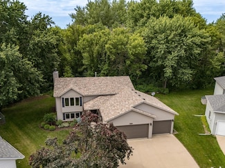 5949 Redbud Ln NW, Rochester, MN 55901