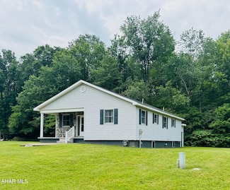 181 Woodland Blvd, Portage, PA 15946