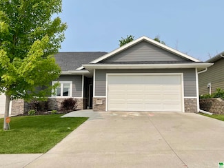 2943 Chestnut Ave, Sioux City, IA 51104