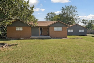 16 W 40th St, Sand Springs, OK 74063