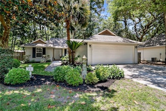 39 Monticello Dr, Hilton Head Island, SC 29926