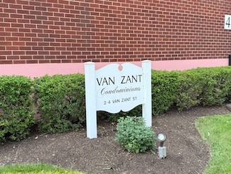 4 van Zant St Unit B8, Norwalk, CT 06855