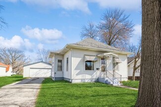 719 Park Ave, Chariton, IA 50049