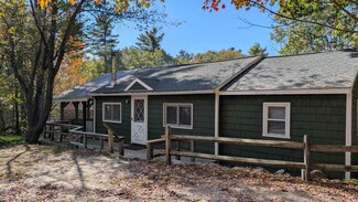 10 Melody Ln, Hillsborough, NH 03244