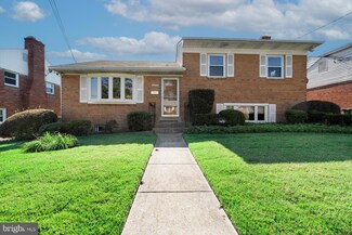 1323 Nicholson St, Hyattsville, MD 20782
