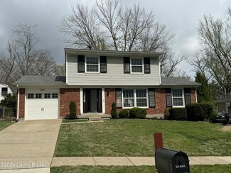 12517 Farmbrook Dr, Louisville, KY 40243