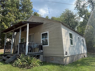 117 S Spring St, Marshall, AR 72650