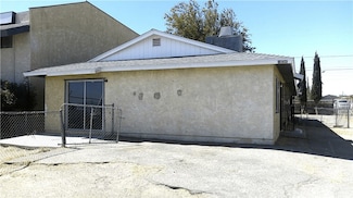 16601 Willow St, Hesperia, CA 92345