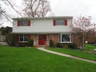 2225 Rollingridge Ln, Cincinnati, OH 45238