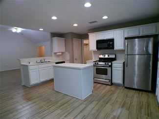 35 Windswept Oaks Place, Conroe, TX 77385