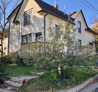 998 Jameson St, Saint Paul, MN 55103