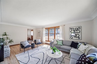 4415 Amick Ave, Des Moines, IA 50310