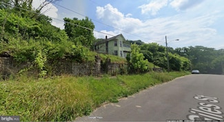 160 Giles St, Bluefield, WV 24701