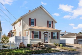 90 Irving Ave, East Providence, RI 02914