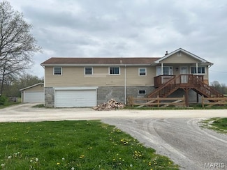 14 Cabin River Rd, Troy, MO 63379
