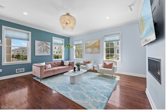 129 Roosevelt Dr, Wood Ridge, NJ 07075