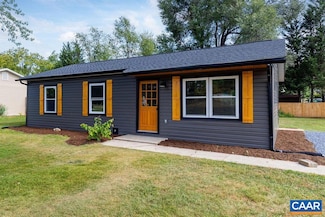 465 Round Hill Dr, Stuarts Draft, VA 24477