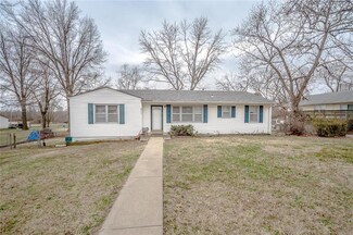 8711 E 116th St, Kansas City, MO 64134