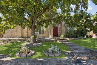 9325 Vista Cir, Irving, TX 75063