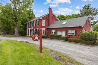 2233 Pucker St, Stowe, VT 05672