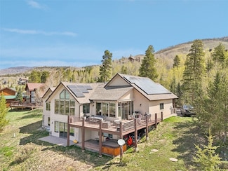 50 Spinning Leaf Trail, Silverthorne, CO 80498