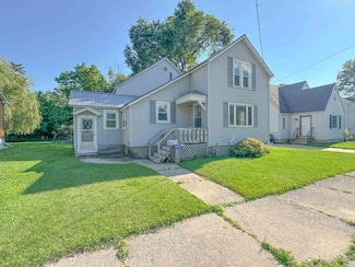 1113 38th Ave, Menominee, MI 49858