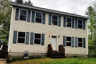61 Westwood Dr, Wolfeboro, NH 03894