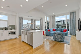 45 Hudson View Way Unit 400, Tarrytown, NY 10591
