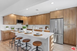 3815 W 60th St, Los Angeles, CA 90043