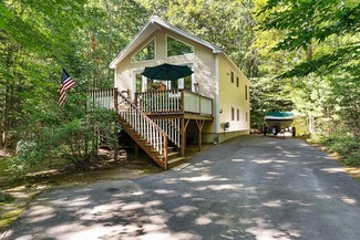 18 Orchard Dr, North Waterboro, ME 04061