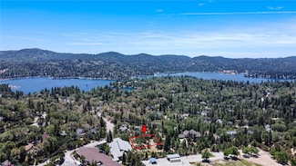 1229 Halifax Dr, Lake Arrowhead, CA 92352