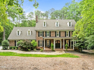 1501 Chatsworth Ln, Raleigh, NC 27614