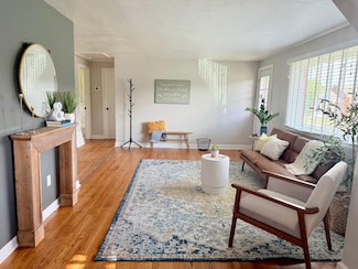 396 Linden Dr, Staunton, VA 24401