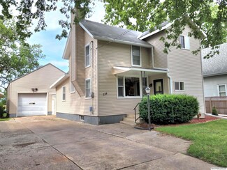 334 20th St SE, Mason City, IA 50401