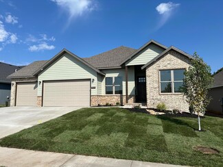 3037 W Edward St, Springfield, MO 65810