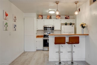 1361 E University Ave Unit 111, Las Vegas, NV 89119